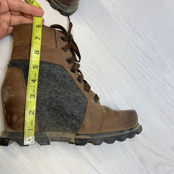 Sorel Women's Joan of Arctic Wedge III Lexie Boot SZ 8.5 Leather Boots Tobacco - Picture 11 of 11